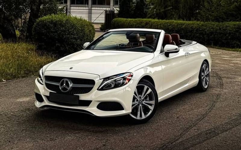 081 Mercedes-Benz C300 Cabrio белый без водителя Pm6q