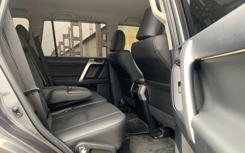 226 Toyota Prado 70 Anniversary с водителем zLwN