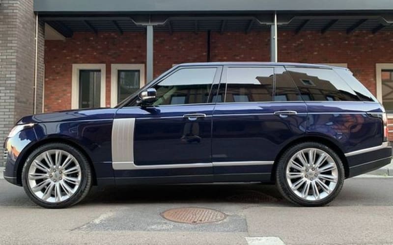 023 Range Rover Vogue Long без водія nmam