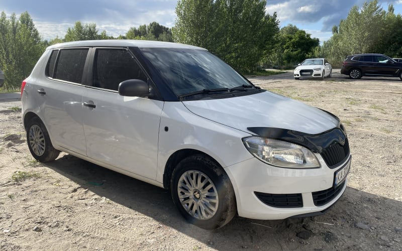 Довгостроково  Skoda Fabia 2012 1.2 wvMd