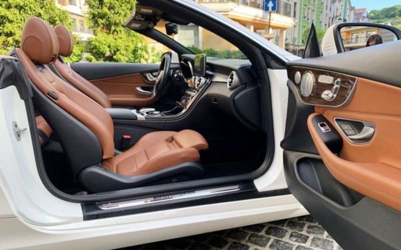 116 Mercedes-Benz G63 Brabus з водієм X019