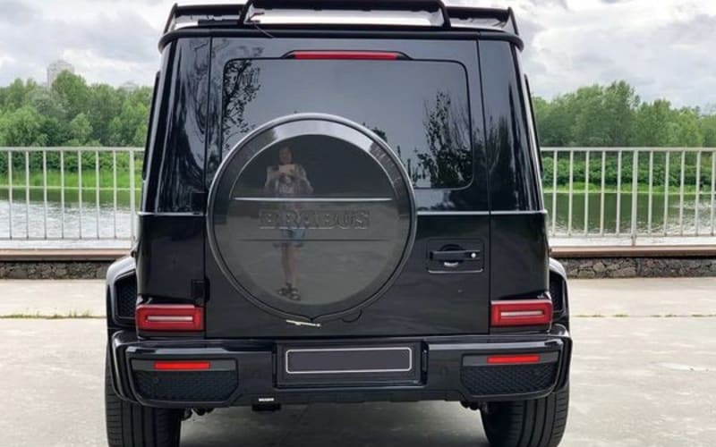 116 Mercedes-Benz G63 Brabus з водієм xKLv