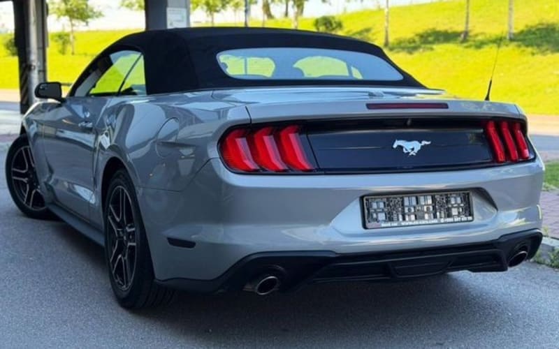 027 Кабріолет Ford Mustang GT сірий без водія в Києві oAVD