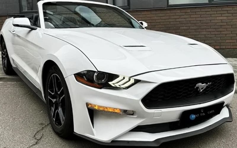 094 Кабріолет Ford Mustang GT білий без водія в Києві Vyzo