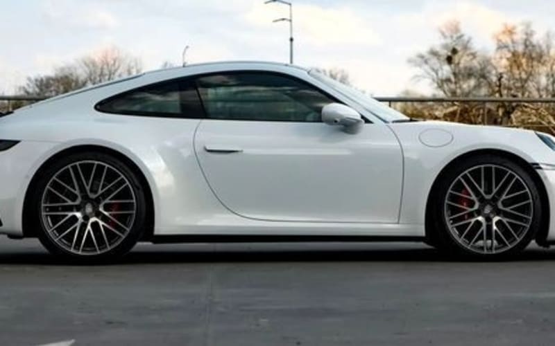 276 Porsche 911 Carrera 4S (білий) без водія 0mK9