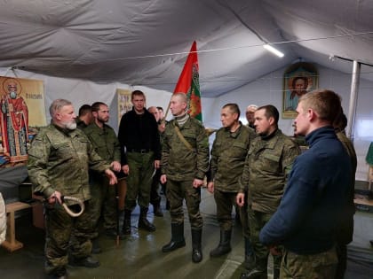 В военно-полевом храме под Чебаркулем, где проходят боевое слаживание мобилизованные, прошло верстание в казаки