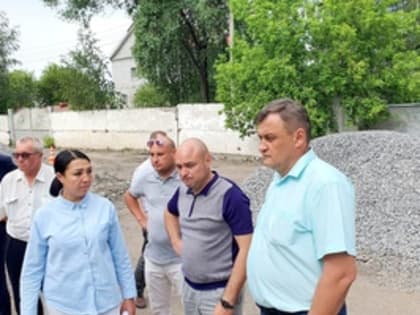 Глава муниципалитета Вадим Сергеев проверил ход работ на объектах благоустройства и капитального ремонта в городе Аша