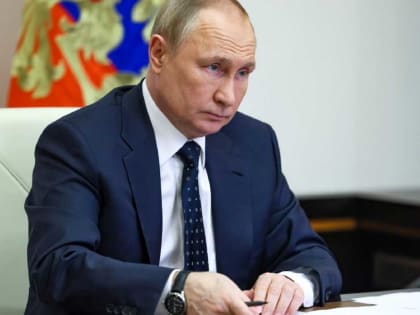 Президент РФ подписал пакет поправок о военной службе