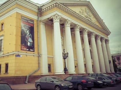 В Челябинске состоялась премьера оперы на итальянском языке с субтитрами