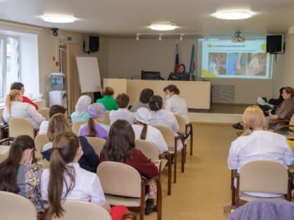 В Челябинске детей-бабочек осмотрели врачи из Москвы и Санкт-Петербурга