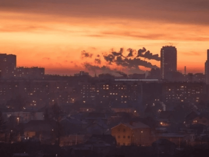 В Челябинске продлили режим черного неба