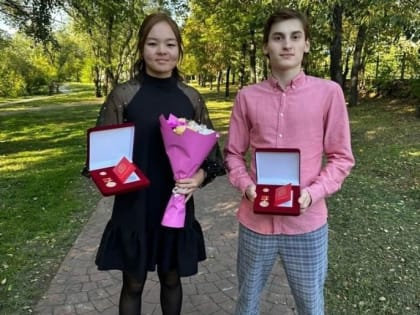 В Челябинске наградили магнитогорских пловцов