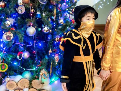 Южноуральцам объяснили, как безопасно установить новогоднюю елку