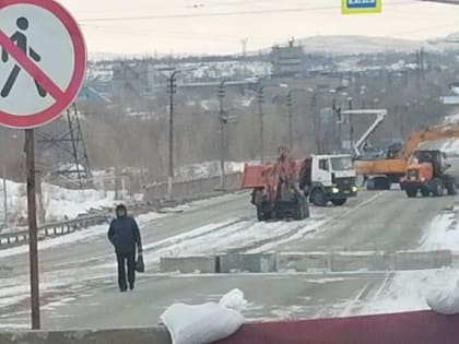 С сегодняшнего дня на участке по мосту «Северный переход» через реку Урал прекращено движение транспортных средств
