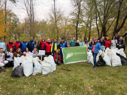 В Магнитогорске волонтеры очистили берег Урала