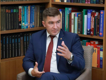 Ректор ЧелГУ Сергей Таскаев объяснил, каких программистов не хватает в России