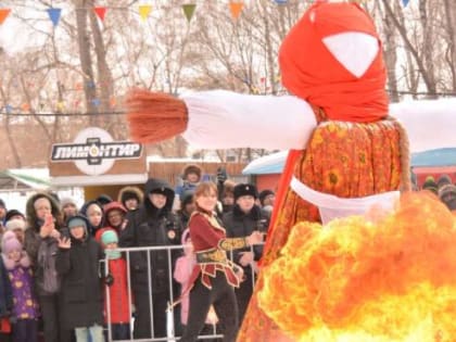 Более 12 тыс. челябинцев приняли участие в Масленичных гуляниях