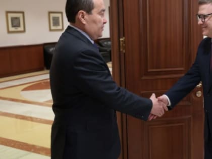 Состоялась рабочая встреча губернатора Челябинской области Алексея Текслера с премьер-министром Казахстана Алиханом Смаиловым