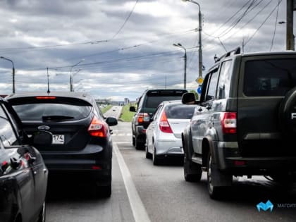 Депутаты Госдумы в 2024 году пересядут на отечественные автомобили