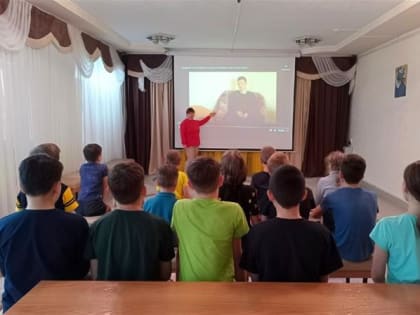 В МКУ «Центр помощи детям» прошел воспитательный час «Безвредно ли пиво и энергетики?»