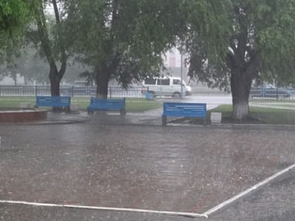 Ливни и грозы задержатся на Южном Урале на выходные