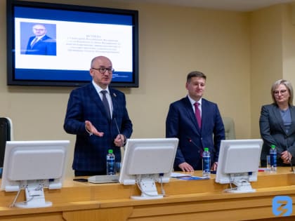 ЮУрГУ подписал соглашение об участии в Сенаторском дискуссионном клубе