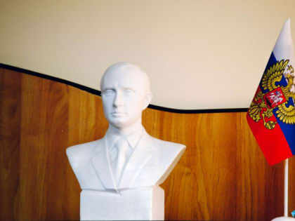 «Остановили гражданскую войну»: главное из обращения Путина к силовикам в Кремле