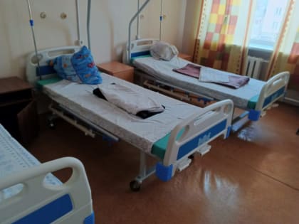 В лечебном корпусе Кыштымской горбольницы все старые кровати заменили на новые