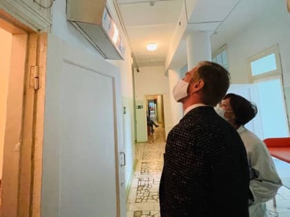 Антон Рыжий отметил большой потенциал коллектива детской поликлиники Пласта