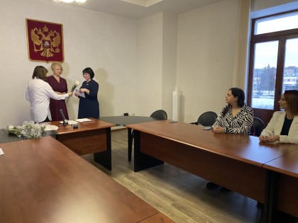 Подведены итоги городского конкурса на лучшее новогоднее оформление предприятий потребительского рынка и иных коммерческих организаций в  2022 году