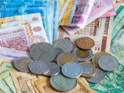 Китайская валюта завоевывает доверие россиян