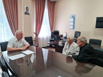 Юрий Панов провел личный прием граждан