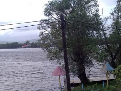 В Кыштыме закрыли для купальщиков городской пляж