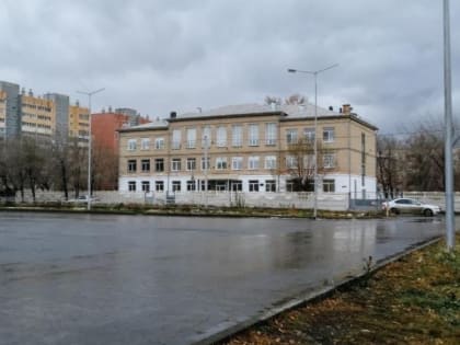 Из-за массового заболевания детей школу под Челябинском отправили на дистант