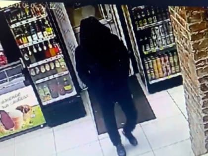 Южноуралец напал с ножом на продавца в Кременкуле