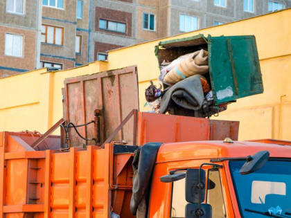 Россиянам могут пересчитать плату за вывоз мусора