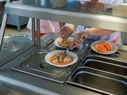 В челябинском лицее дети отравились продуктами