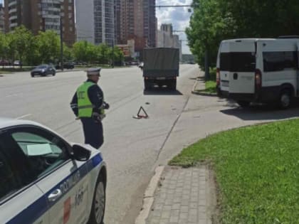 В Челябинске в ДТП с маршруткой пострадала 16-летняя девушка