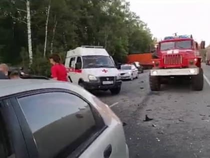 На трассе М-5 в Челябинской области столкнулись четыре автомобиля