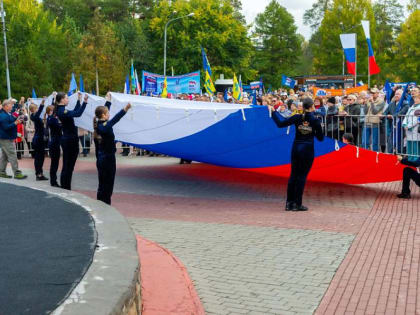 Челябинские эксперты оценили позиции парламентских партий в регионе