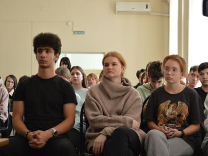 Клиническая больница №71 организовала работу выездного пункта вакцинации от гриппа