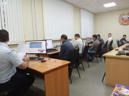 Снова за парты. В Златоусте бесправников усадили заново сдавать экзамены по ПДД
