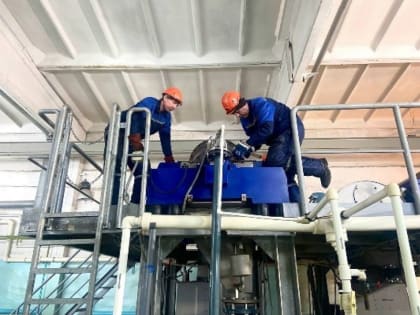 Мэр осмотрел ход реконструкции очистных сооружений правого берега