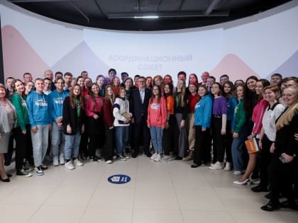 Ученица СОШ №1 Устюгова Софья стала участницей встречи школьников с губернатором А. Текслером