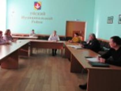 В администрации района состоялось заседание межведомственной комиссии по вопросам социальной патологии