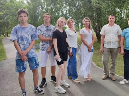 Молодые парламентарии помогут жителям Коркинского района со строительством открытой спортплощадки