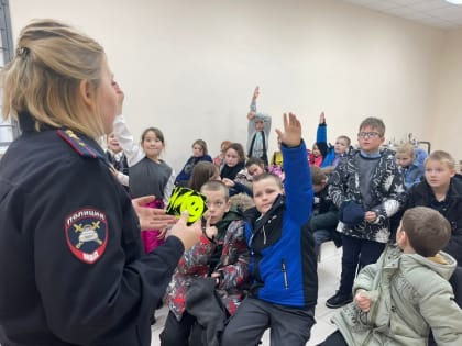 Учащиеся школы №7 города Аши посетили Отдел МВД России по Ашинскому району