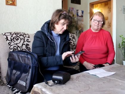 Почтальоны Челябинской области могут доставить на дом новые социальные выплаты на детей
