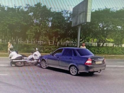 Мотоциклист попал под колеса авто в Миассе