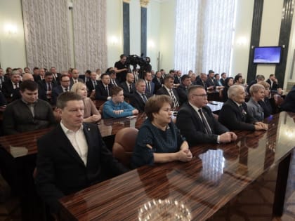 Алексей Текслер обозначил приоритетные направления работы регионального отделения партии «Единая Россия»